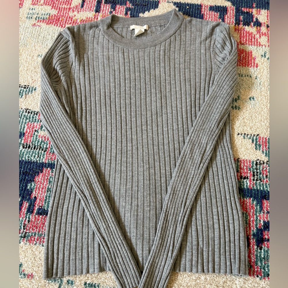 H&M Basics Gray Ribbed Sweater